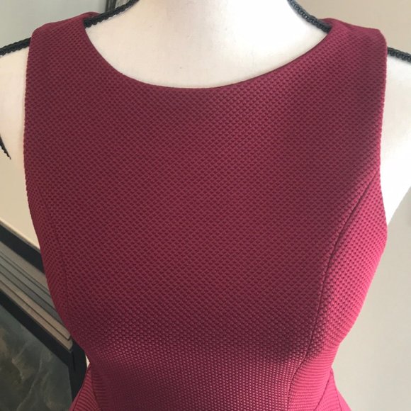 ❤️ Lulus XS Open Back Burgundy Skater Dress - Picture 3 of 6